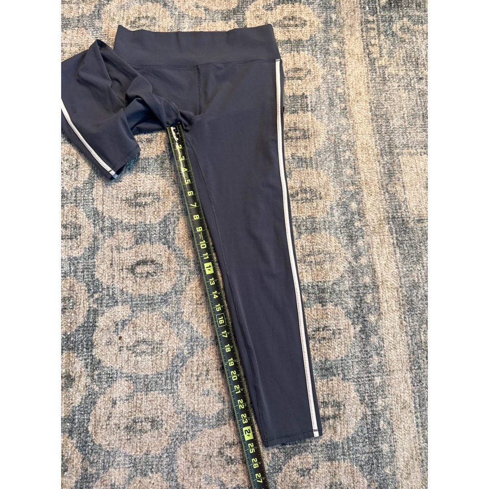 Vuori Track Legging Size Large Excellent Condition - Picture 3 of 5
